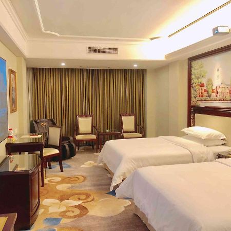 Vienna Hotel Guangzhou Shiling Exterior foto